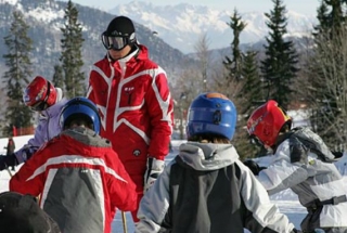 萨瓦越野滑雪郊游和课程